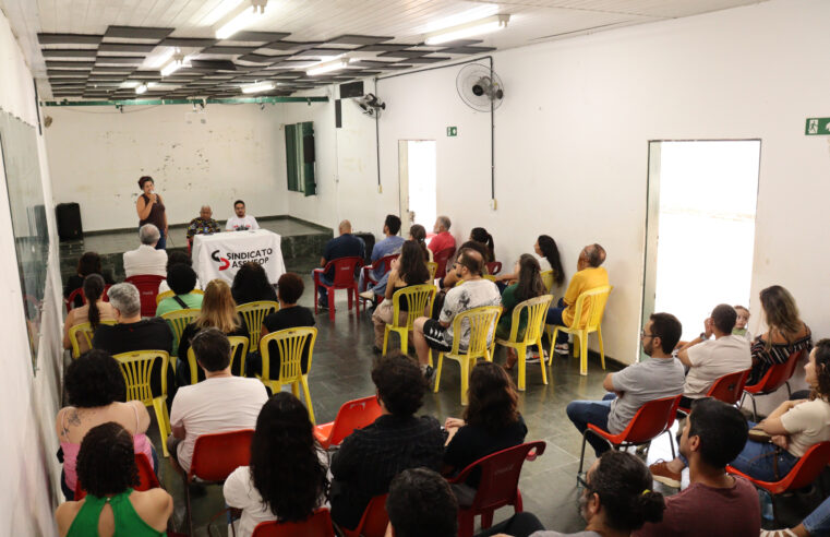 Em assembleia, base do sindicato ASSUFOP debate conjuntura da greve