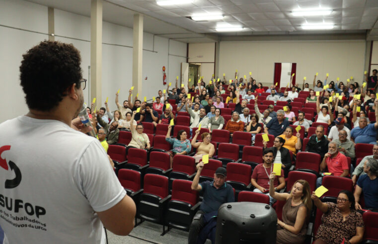 Categoria aprova indicativo de fim da greve para o dia 15/05
